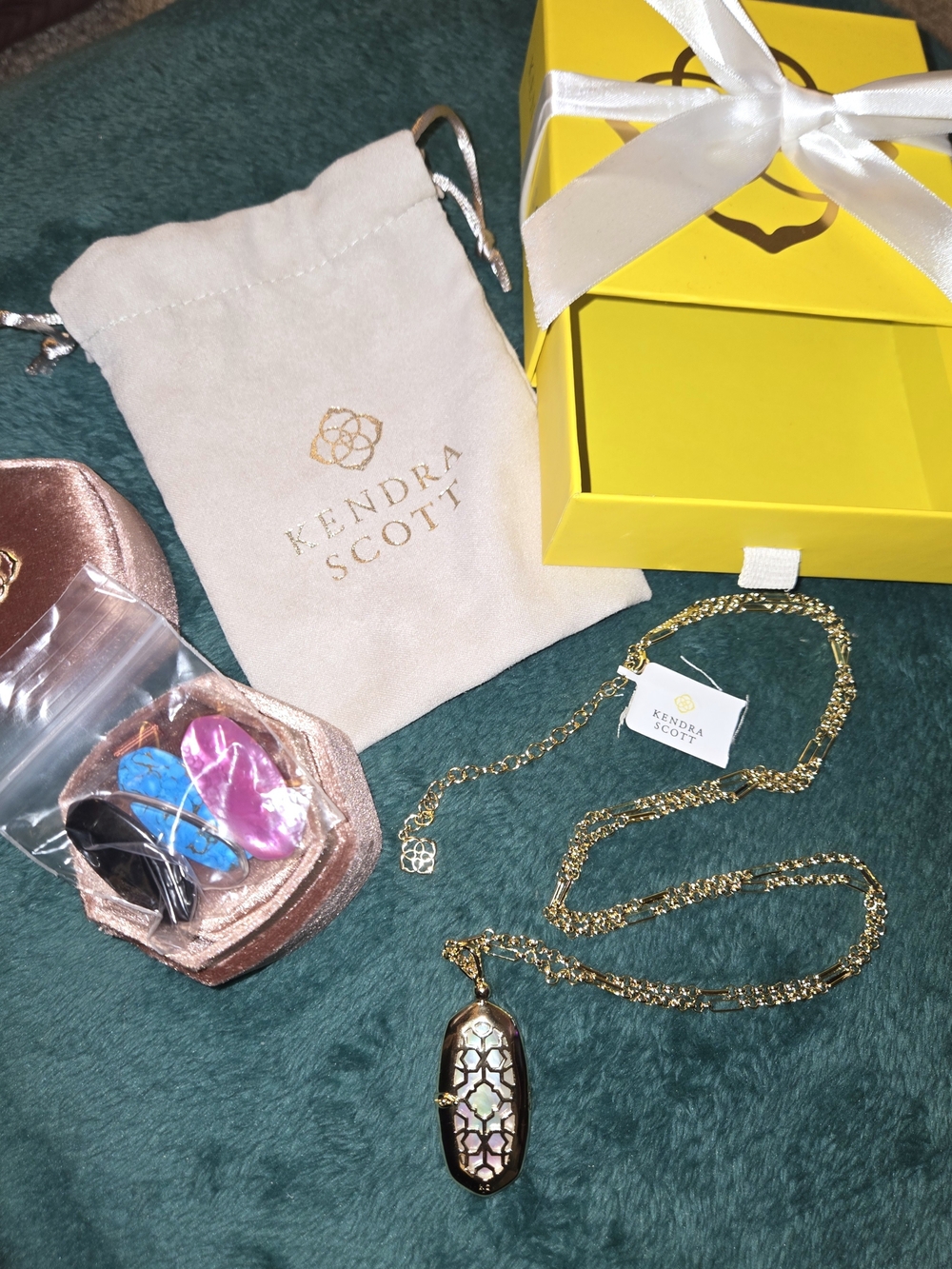 Kendra Scott Elisa Locket Pendant Necklace